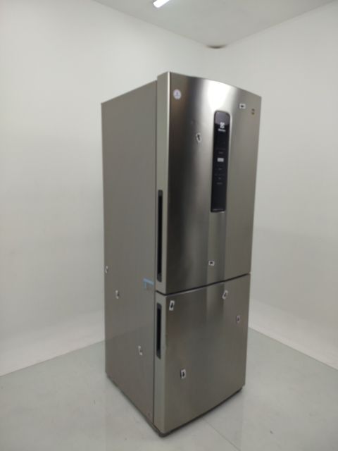 REFRIGERADOR ELECTROLUX IB54S DUAS PORTAS INV
