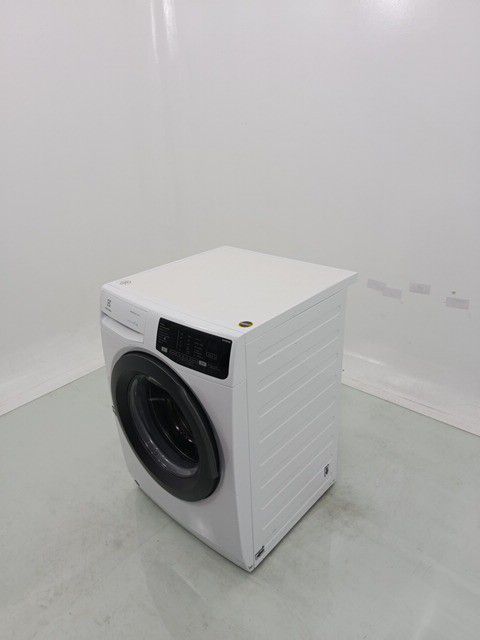 LAVADORA ELECTROLUX LFE11 FRONTAL 11KG INVERT