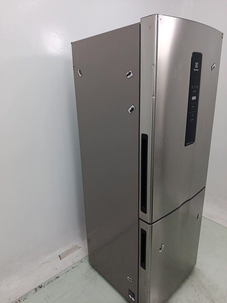 GELADEIRA ELECTROLUX IB55S FROST FREE INVERTE