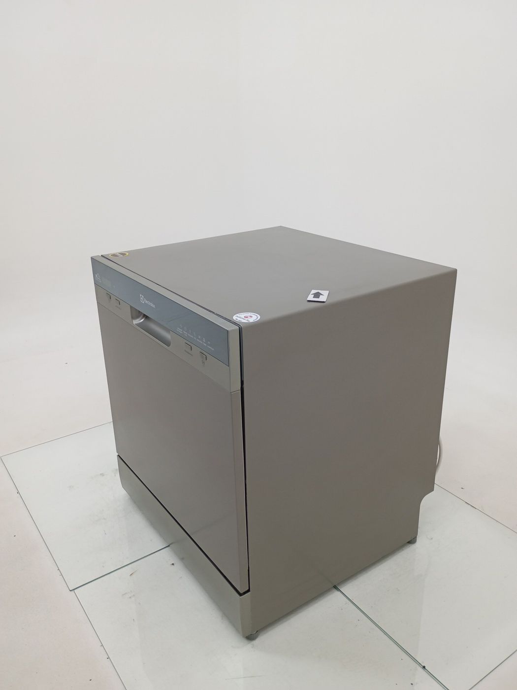 LAVA LOUCAS ELECTROLUX LL08S - Lava Louça Ele