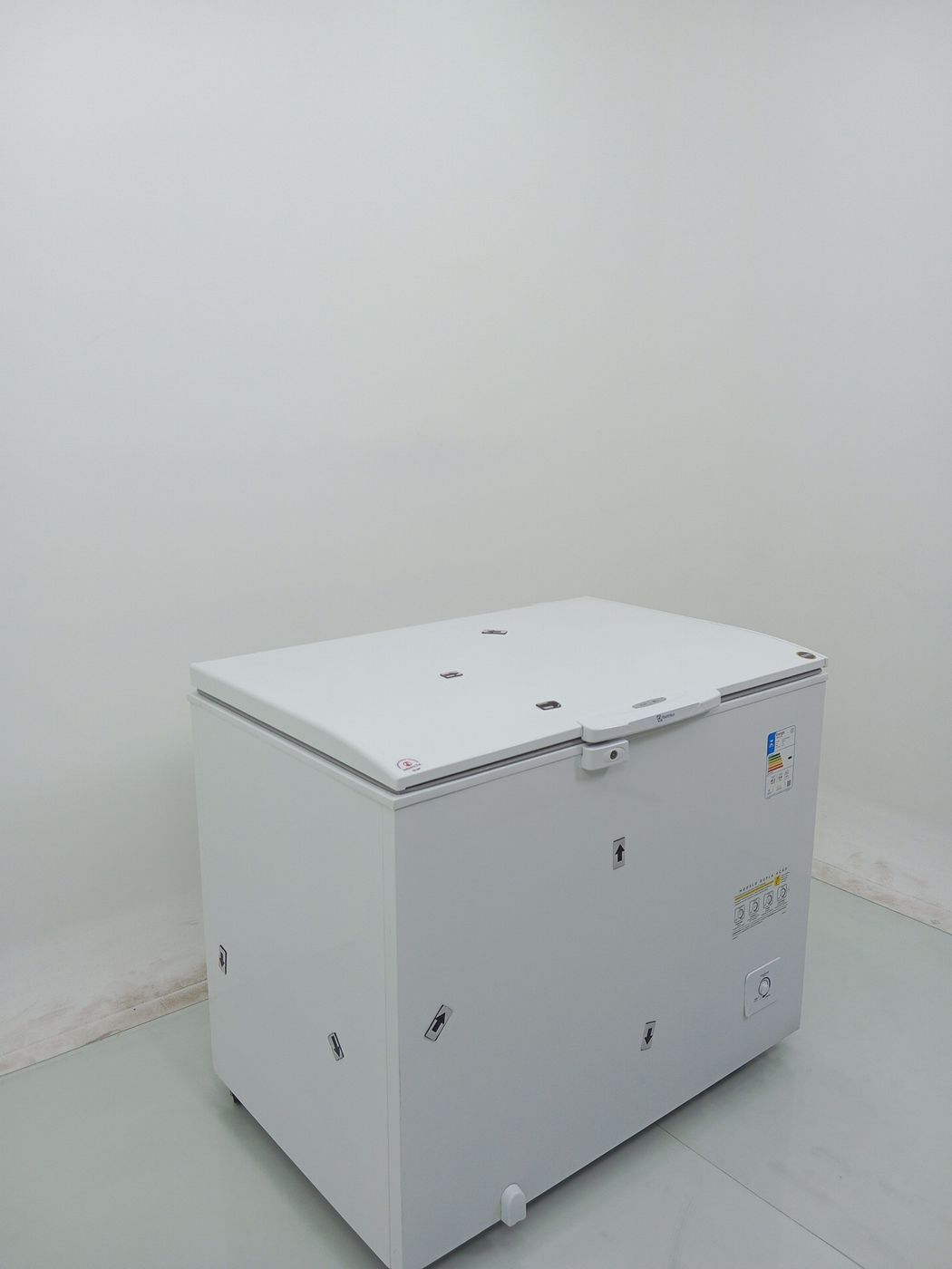 FREEZER ELECTROLUX H330 HORIZONTAL 314L - BRA