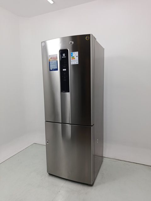 REFRIGERADOR ELECTROLUX IB7S - Refrigerador E