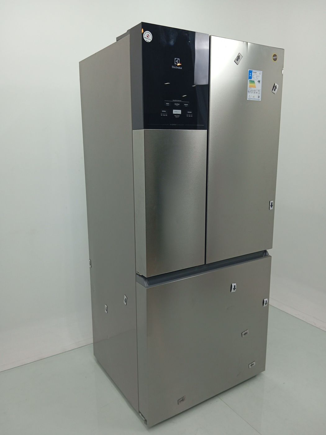 REFRIGERADOR ELECTROLUX IM8S FROST FREE INVER