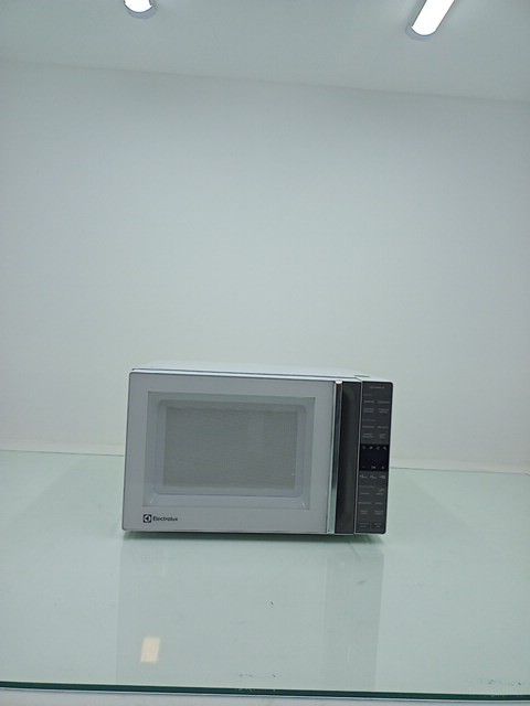 MICRO-ONDAS ELECTROLUX ME36B 36L - BRANCO