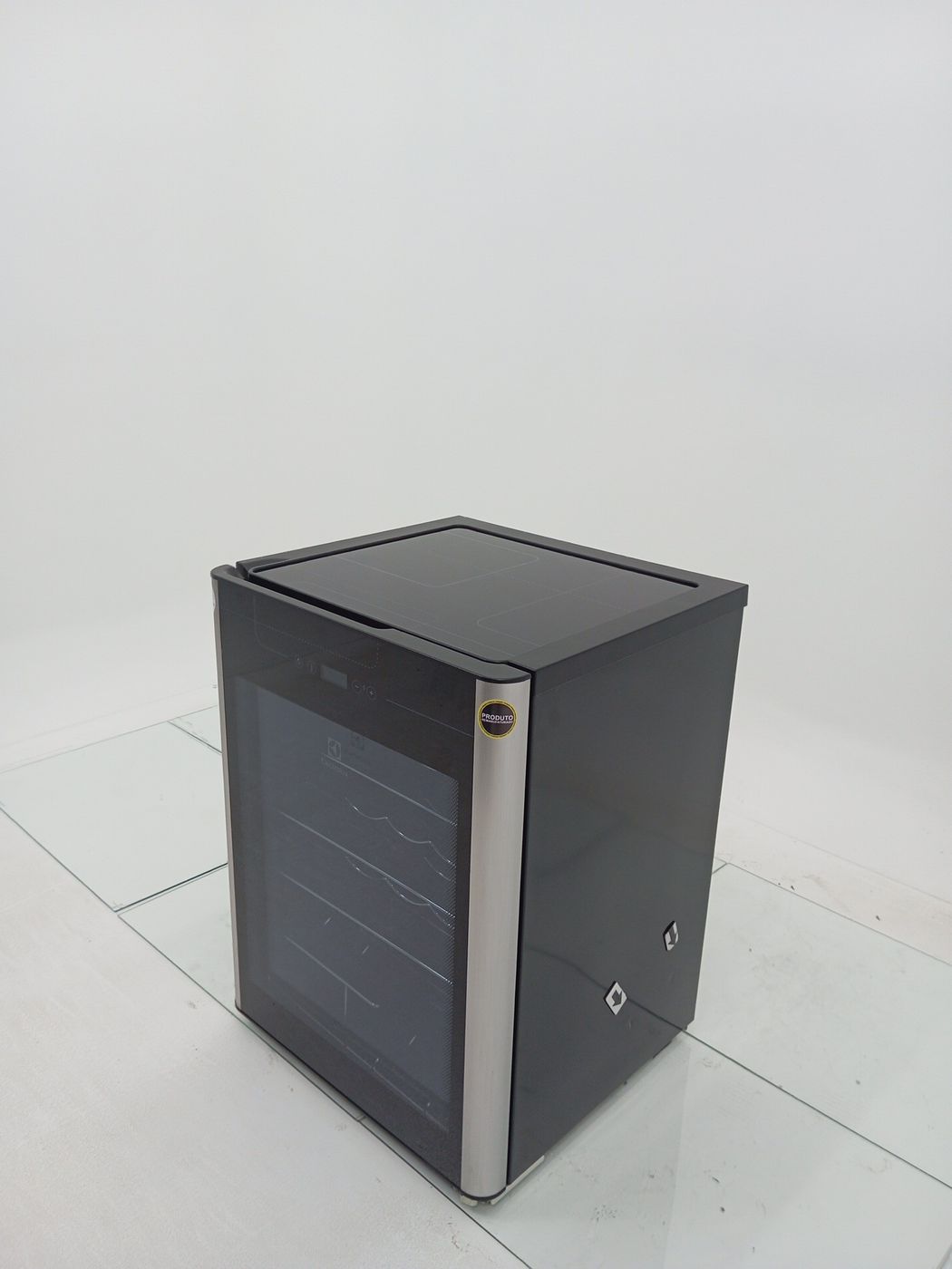 ADEGA ELECTROLUX VINHOS 1 PORTA ACS24 24 GARR
