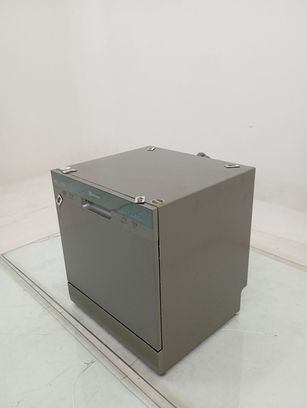 LAVA LOUCAS ELECTROLUX LL08S - Lava Louça Ele