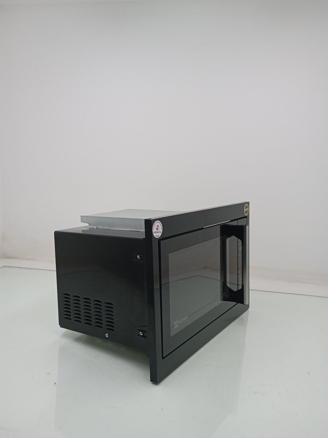 MICRO-ONDAS ELECTROLUX ME3BP - Micro-Ondas El