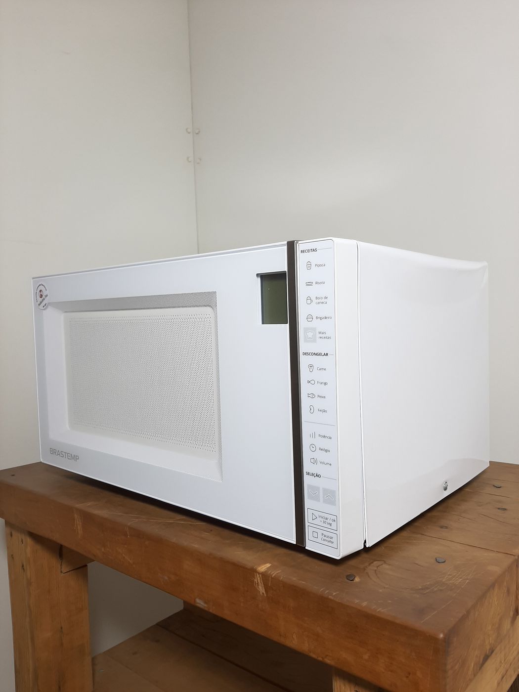 MICRO-ONDAS BRASTEMP 45 L - BRANCO