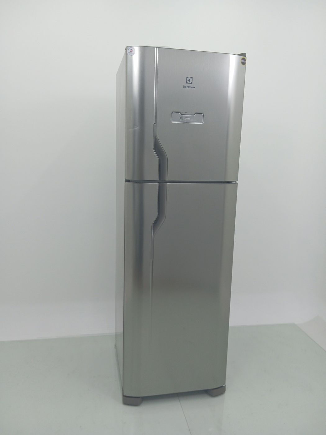 REFRIGERADOR ELECTROLUX DFX44 FROST FREE 400L