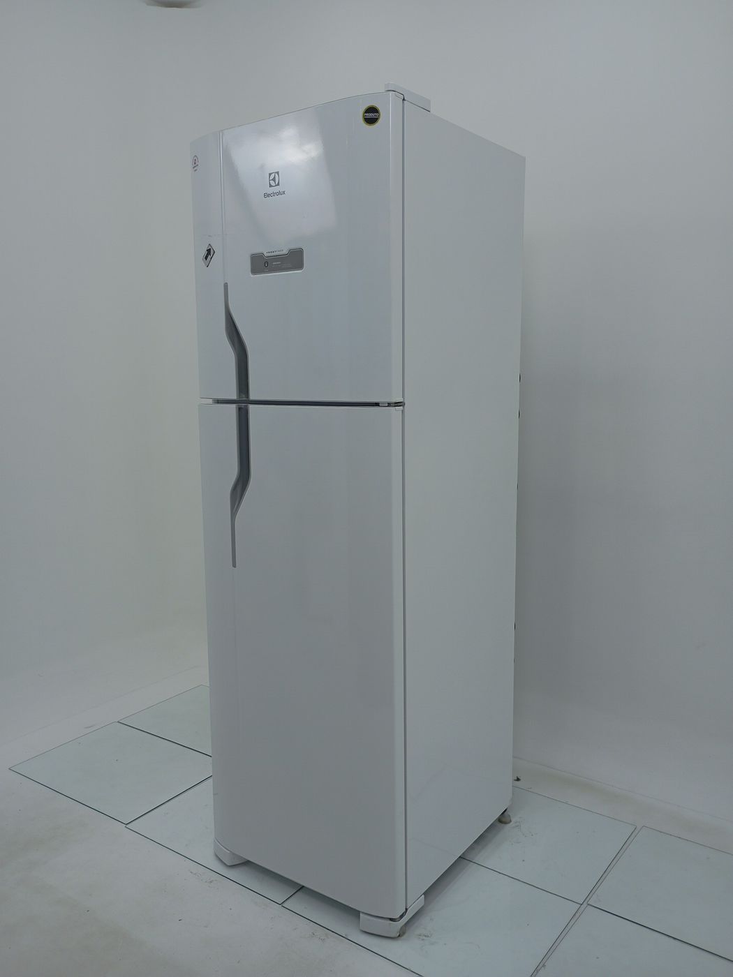 REFRIGERADOR ELECTROLUX DFN44 FROST FREE 400L