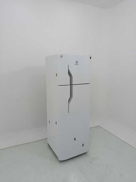 REFRIGERADOR ELECTROLUX DC35A   DUAS PORTAS C