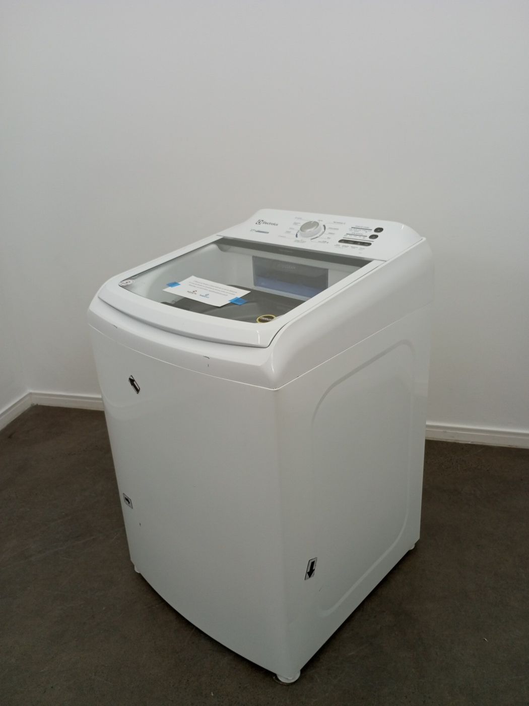 LAVADORA ELECTROLUX LED17 ROUPAS TOP LOAD 17K