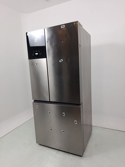 REFRIGERADOR ELECTROLUX IM8S - Refrigerador E