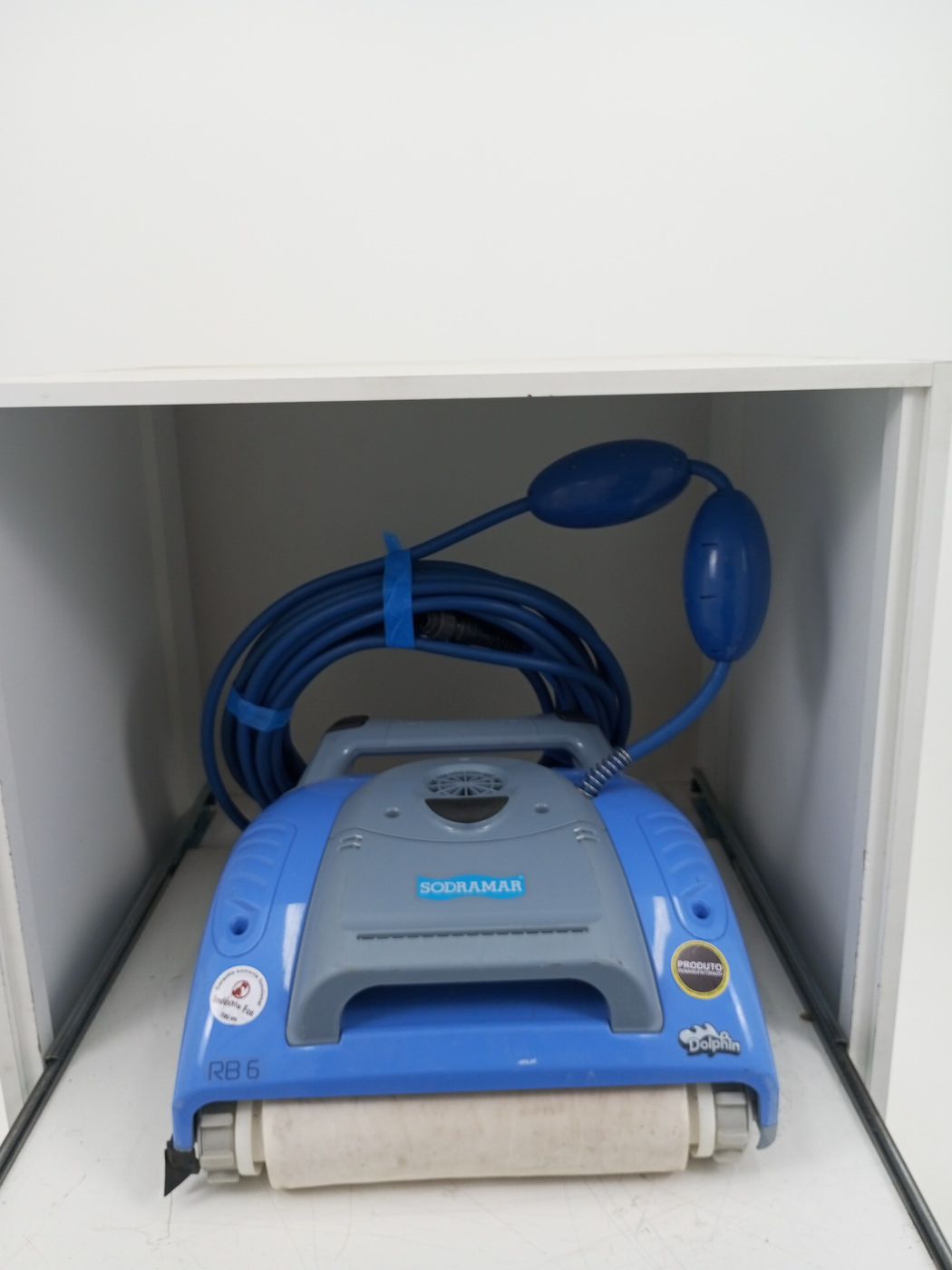 ASPIRADOR SODRAMAR Robô RB6 para limpeza de p