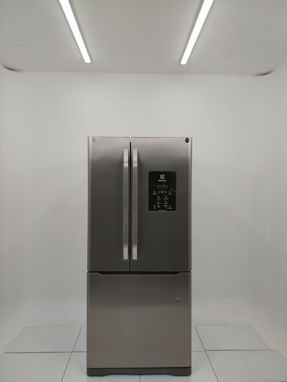 REFRIGERADOR ELECTROLUX DM84X   FROST FREE 57