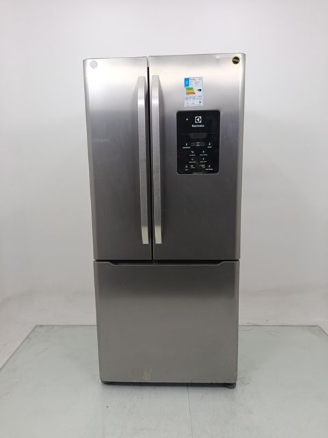 REFRIGERADOR ELECTROLUX DM84X FROST FREE INVE