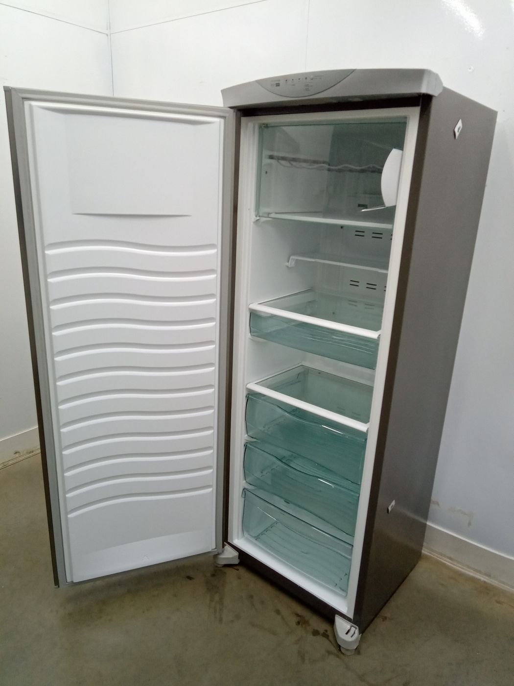 Freezer Brastemp 228l Vertical Flex Frost Free 1 Porta Inox TudoBônus