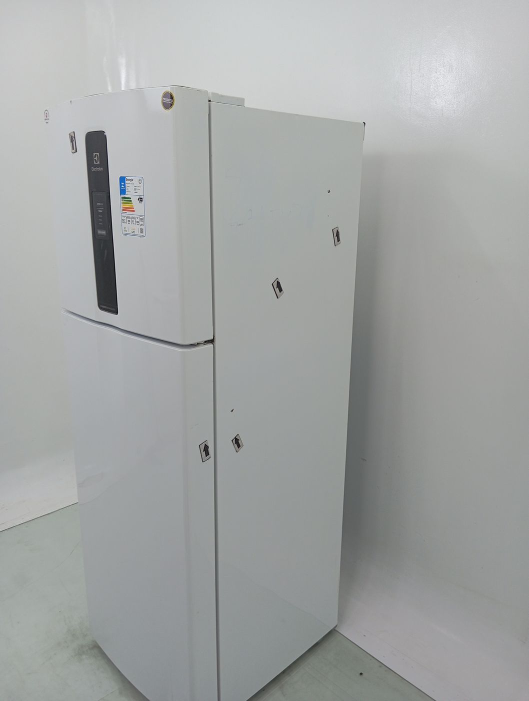 GELADEIRA ELECTROLUX IF43 - GELADEIRA ELECTRO