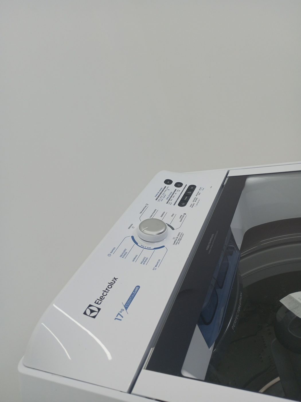 LAVADORA ELECTROLUX LED17 ROUPAS TOP LOAD 17K