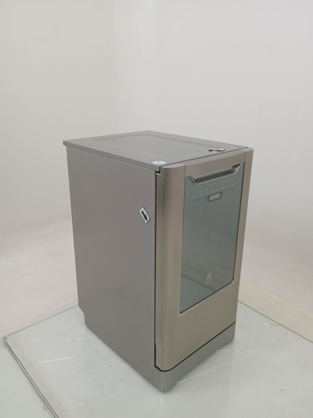 LAVA LOUCAS ELECTROLUX LI10X - Lava Louça Ele