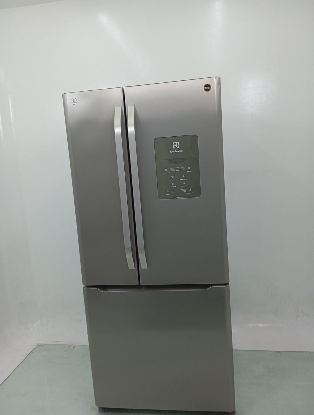 GELADEIRA ELECTROLUX DM84X FROST FREE INVERSE