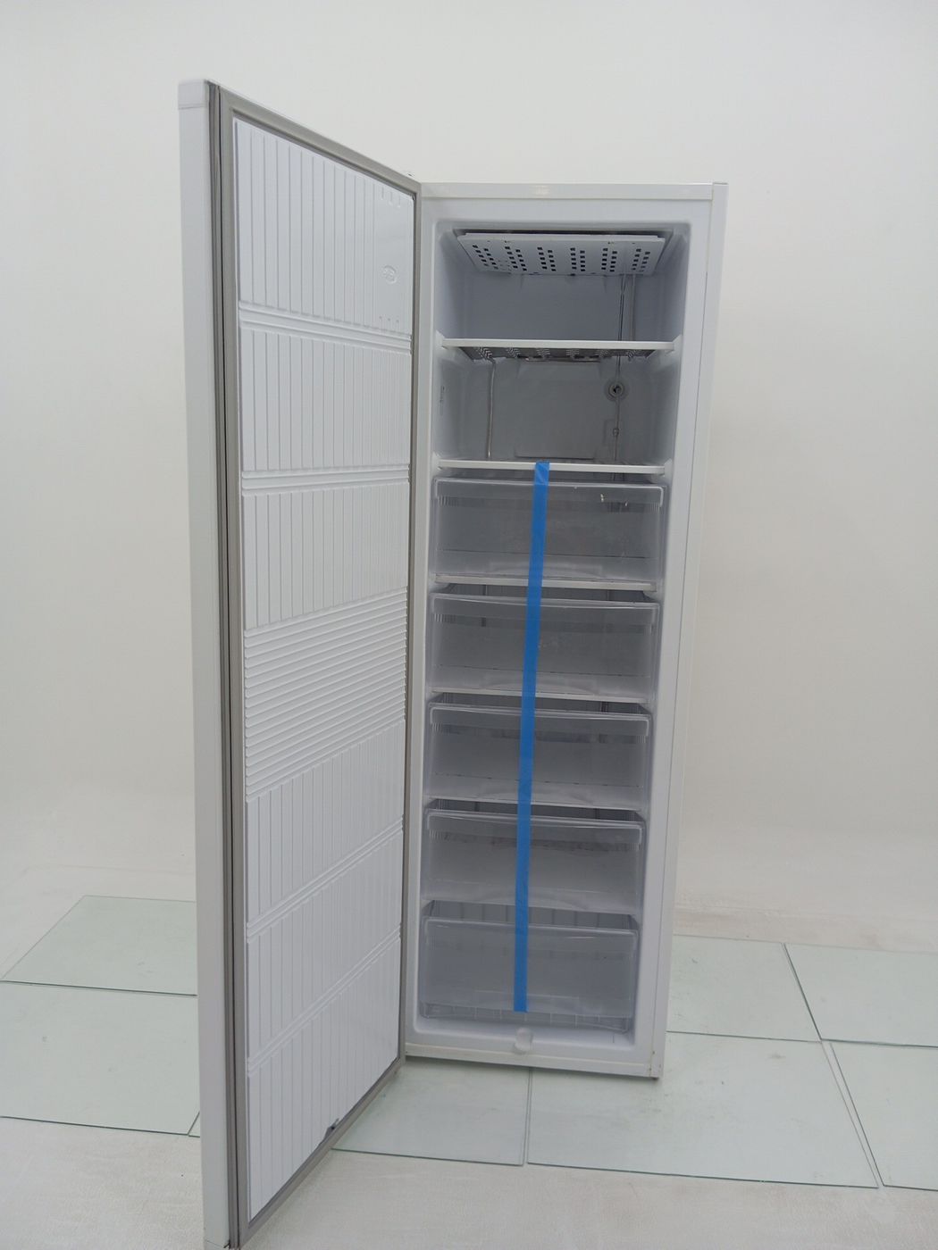 FREEZER ELECTROLUX FEI27 VERTICAL CYCLE DEFRO