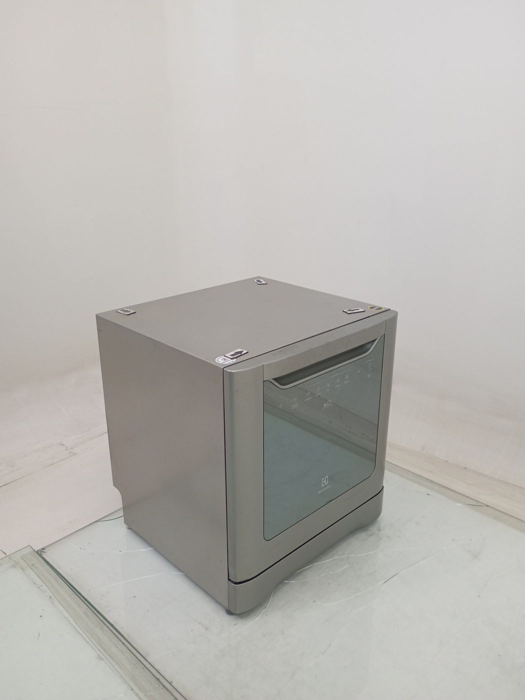 LAVA LOUCAS ELECTROLUX LE08S - Lava Louça Ele