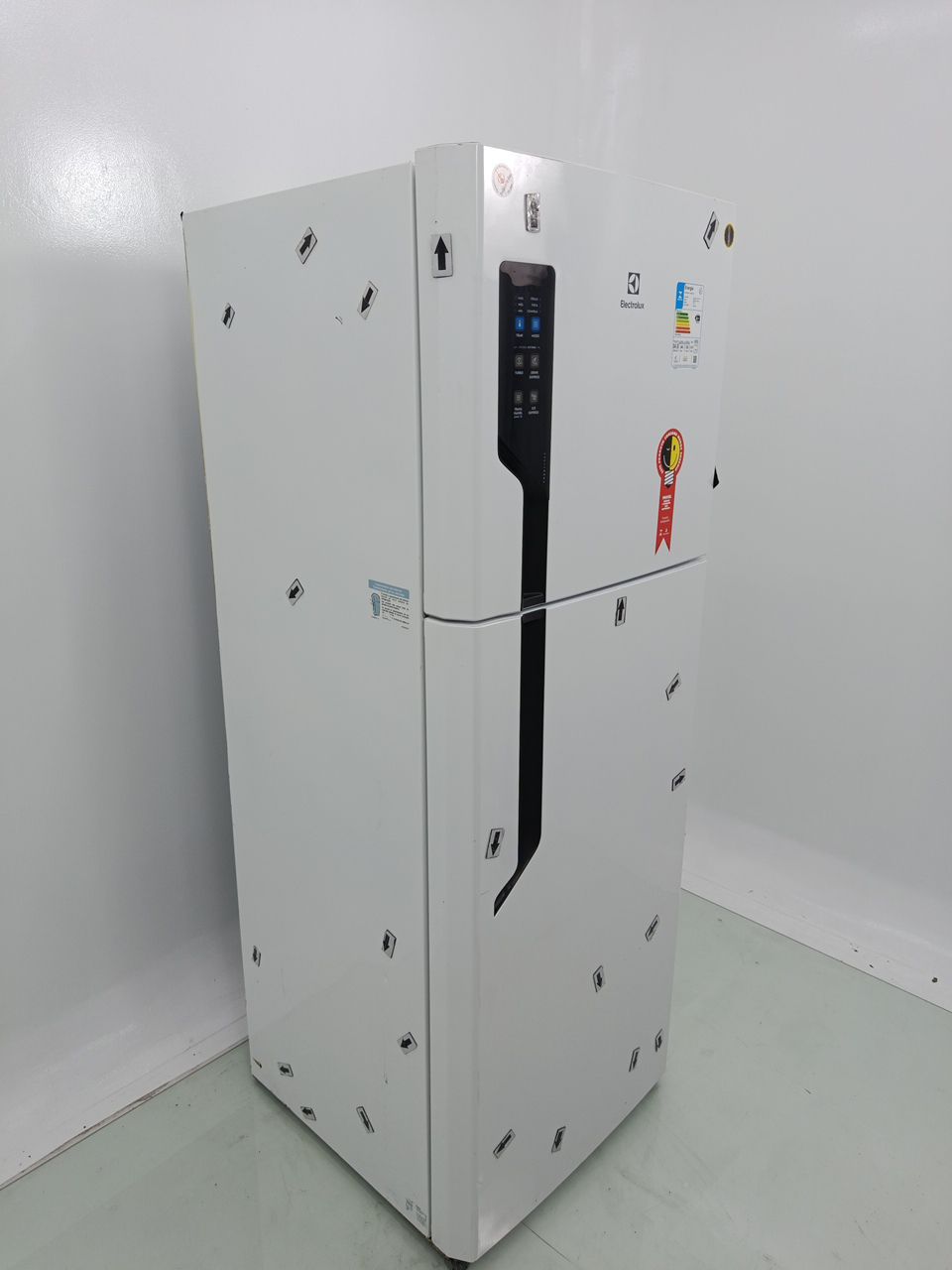 REFRIGERADOR ELECTROLUX TF56 FROST FREE 474L 