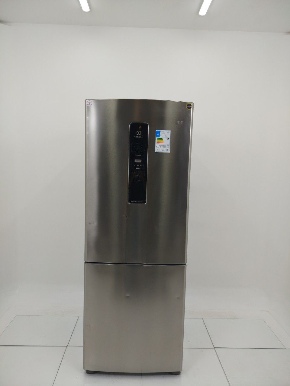 REFRIGERADOR ELECTROLUX IB7S FROST FREE INVER