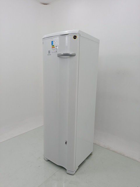 FREEZER ELECTROLUX FE27 VERTICAL CYCLE DEFROS