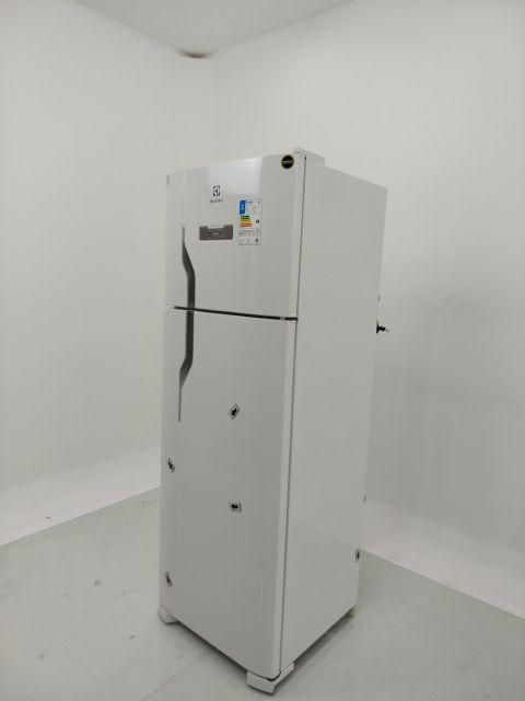 REFRIGERADOR ELECTROLUX TF39-   FROST FREE 31
