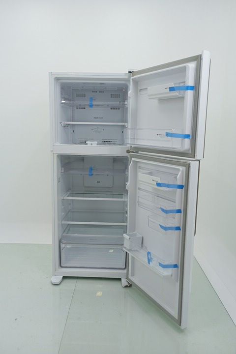 REFRIGERADOR ELECTROLUX IF55-   FROST FREE 43