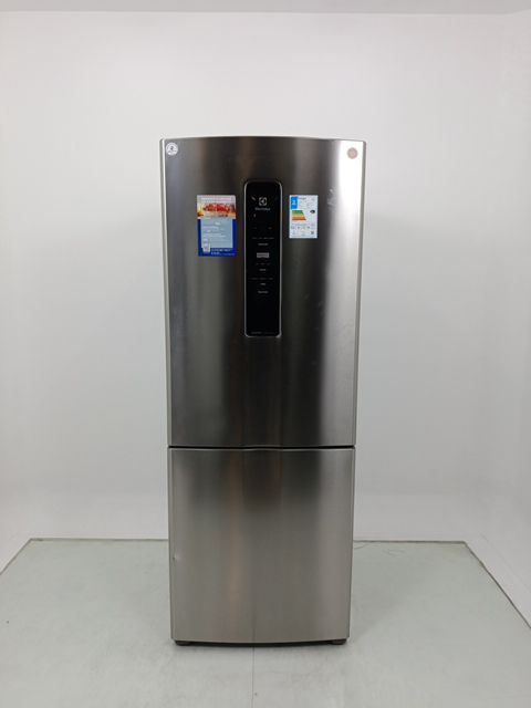 REFRIGERADOR ELECTROLUX IB7S - Refrigerador E