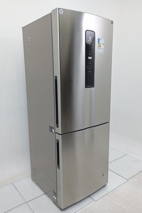REFRIGERADOR ELECTROLUX IB7S FROST FREE INVER