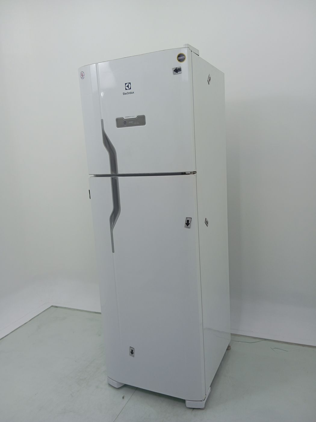 REFRIGERADOR ELECTROLUX DFN41 - Refrigerador 