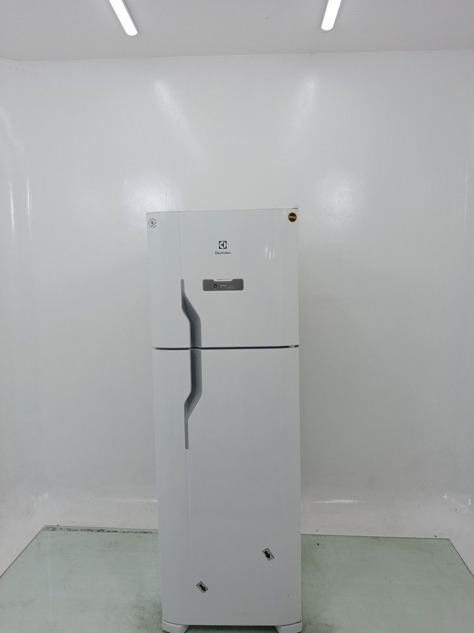 GELADEIRA ELECTROLUX DFN41 FROST FREE 371L DU