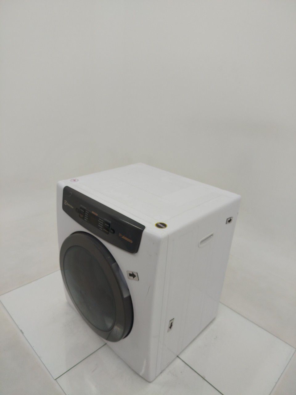 SECADORA ELECTROLUX SVB11 11KG DE PAREDE E PI