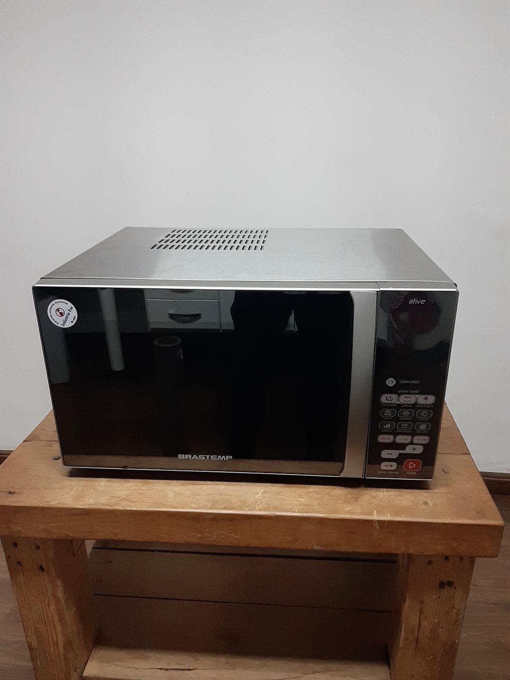 MICRO ONDAS 38L BRASTEMP