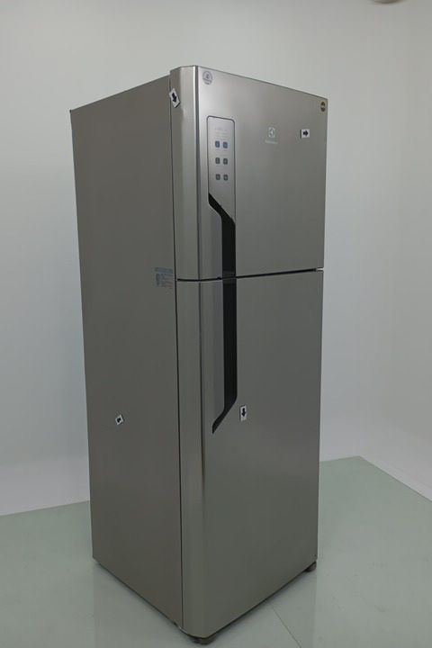 REFRIGERADOR ELECTROLUX TF56S FROST FREE - PL