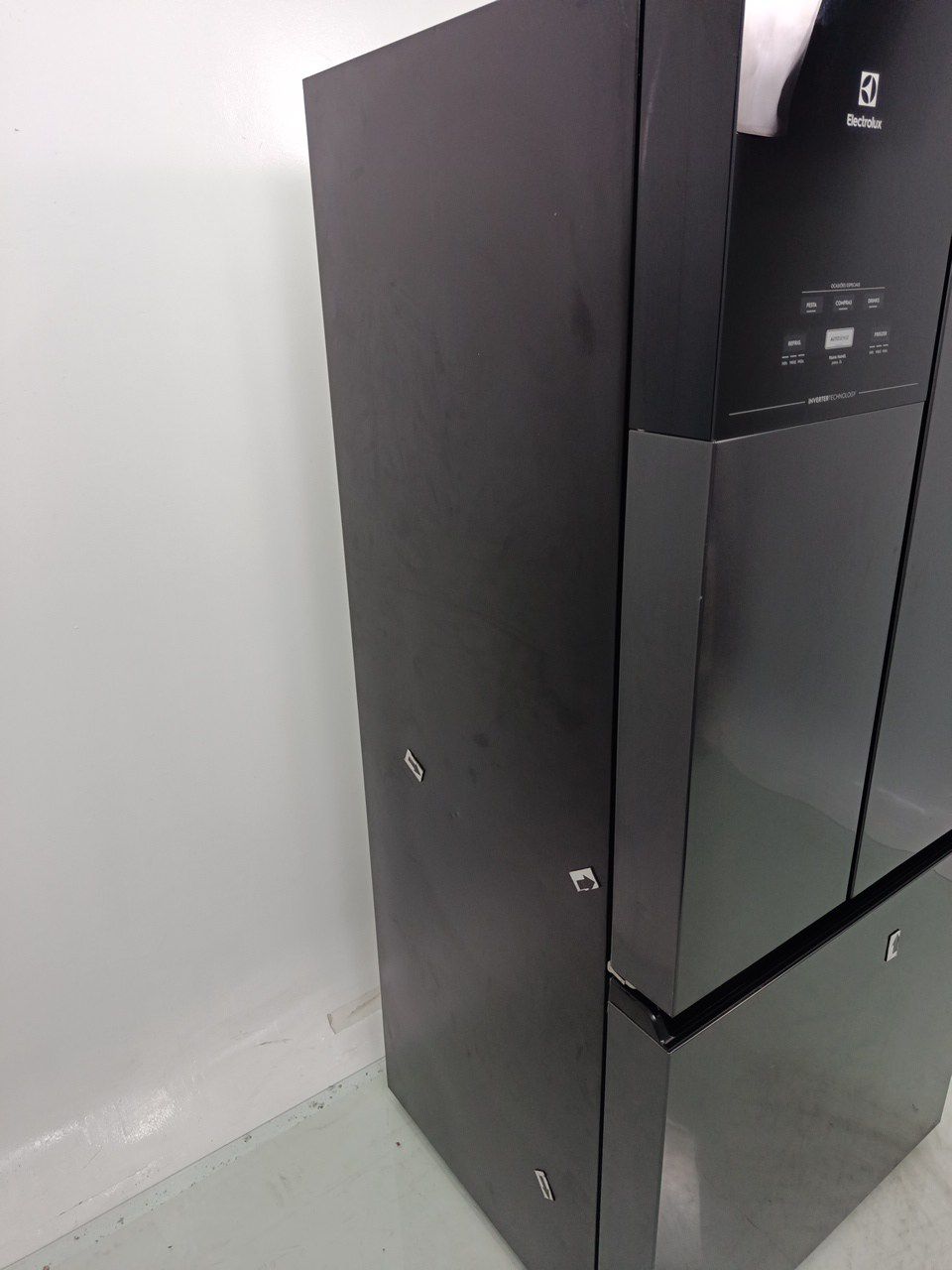Geladeira Electrolux Im8b Frost Free Inverter 590l Autosense 3 Portas ...