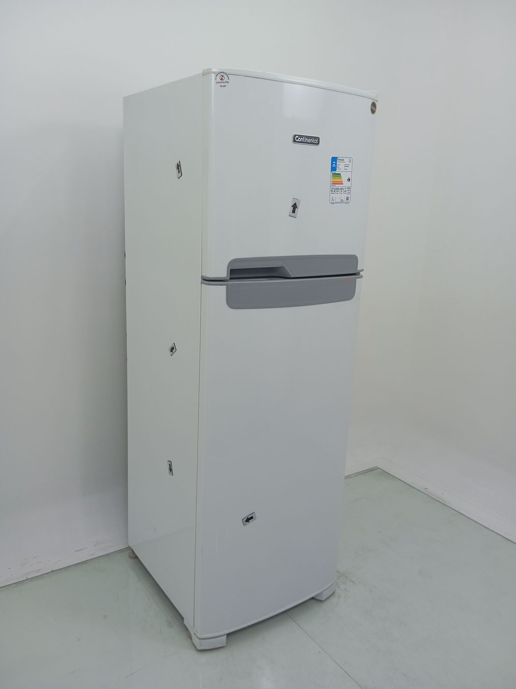 REFRIGERADOR ELECTROLUX TC41-   FROST FREE 37