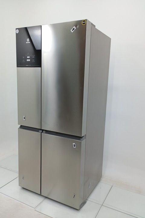 REFRIGERADOR ELECTROLUX IQ8S FROST FREE MULTI