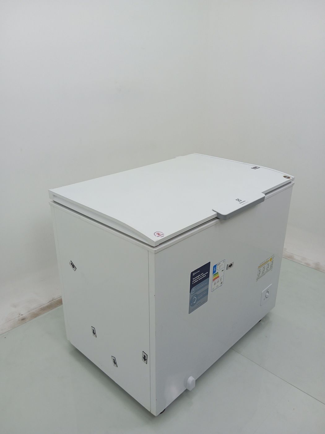 FREEZER ELECTROLUX HI330 HORIZONTAL 314L - BR