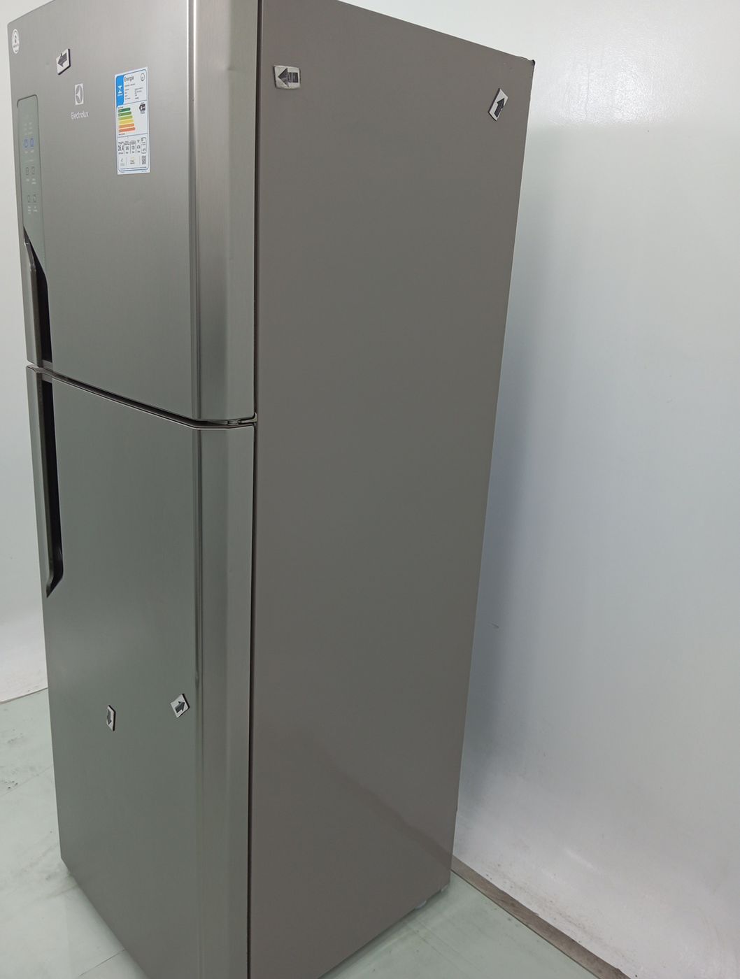 GELADEIRA ELECTROLUX IT56S - Refrigerador Ele