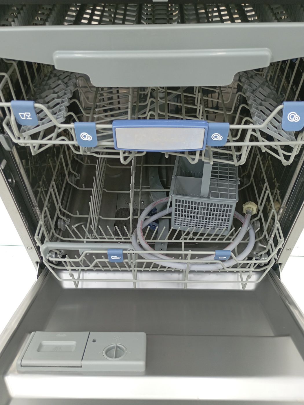 LAVA LOUCAS ELECTROLUX LL14X - Lava Louça Ele
