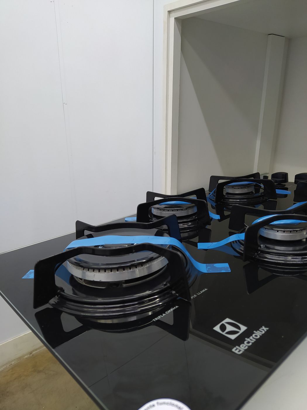 Cooktop Electrolux Ke5td Gas 5q Ke5td Preto TudoBônus