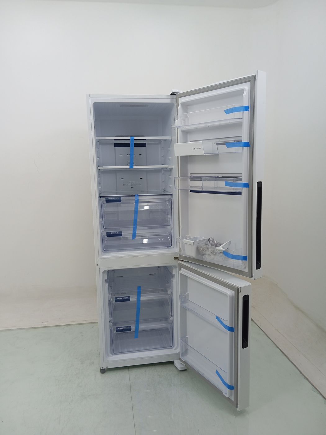 REFRIGERADOR ELECTROLUX IB45 - Refrigerador E