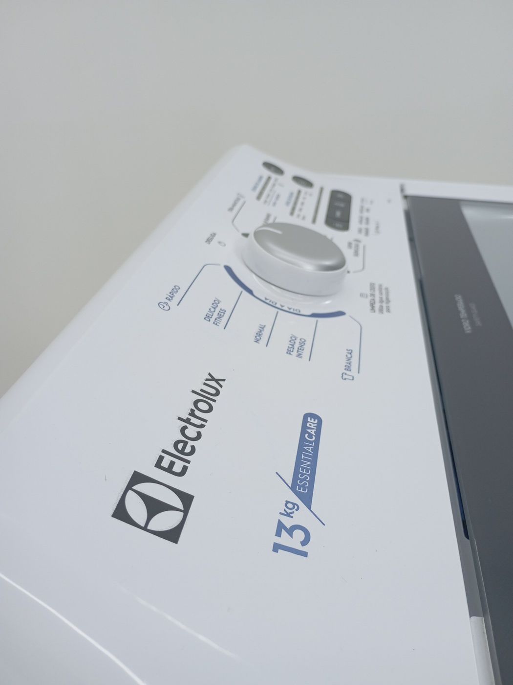 LAVADORA ELECTROLUX LED13 - Lavadora Electrol