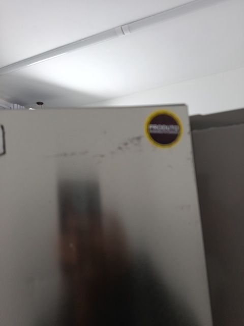 REFRIGERADOR ELECTROLUX IM8S - Refrigerador E