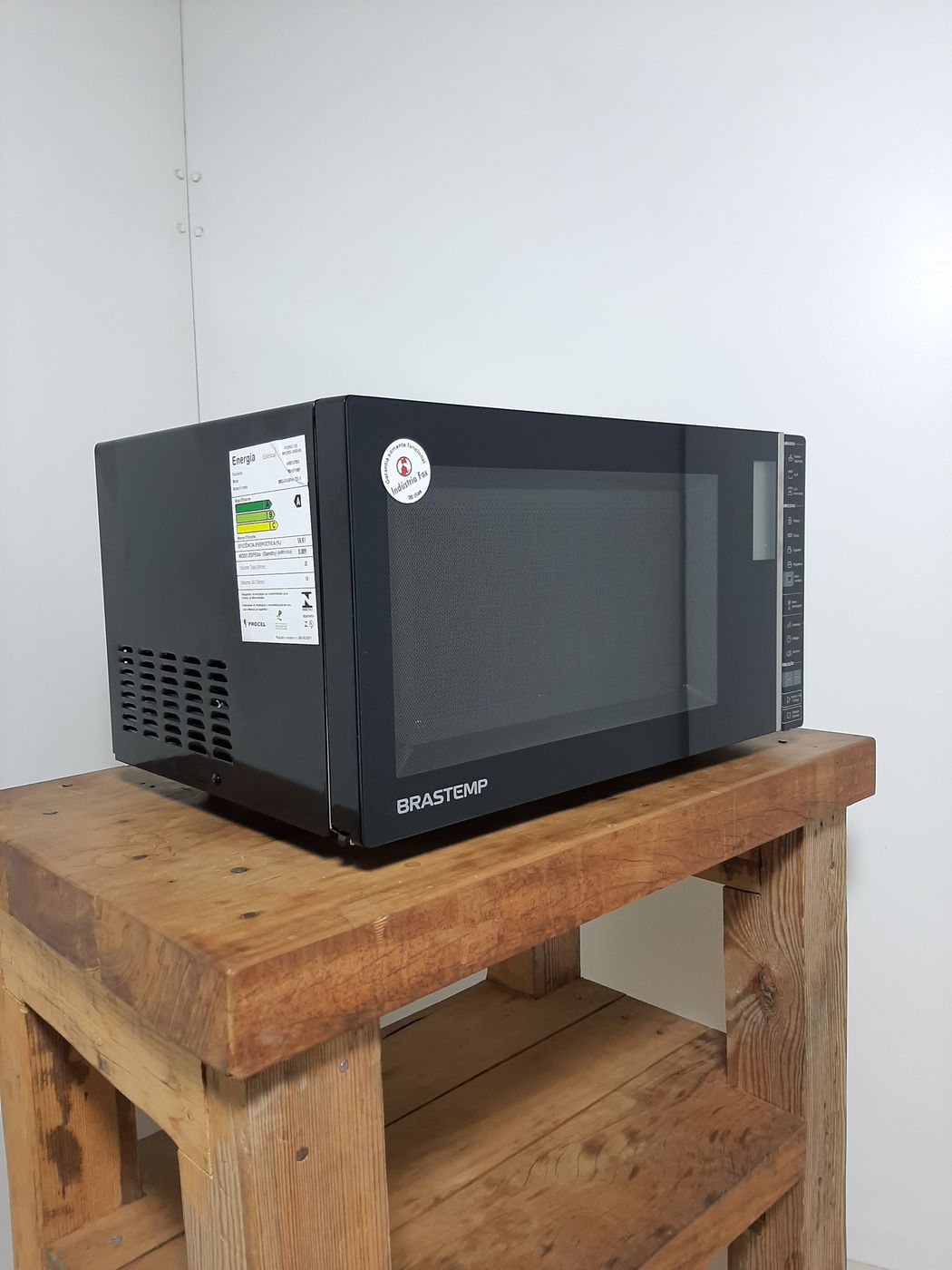 MICRO-ONDAS BRASTEMP FUNÇÃO GRILL 45 L - PRET